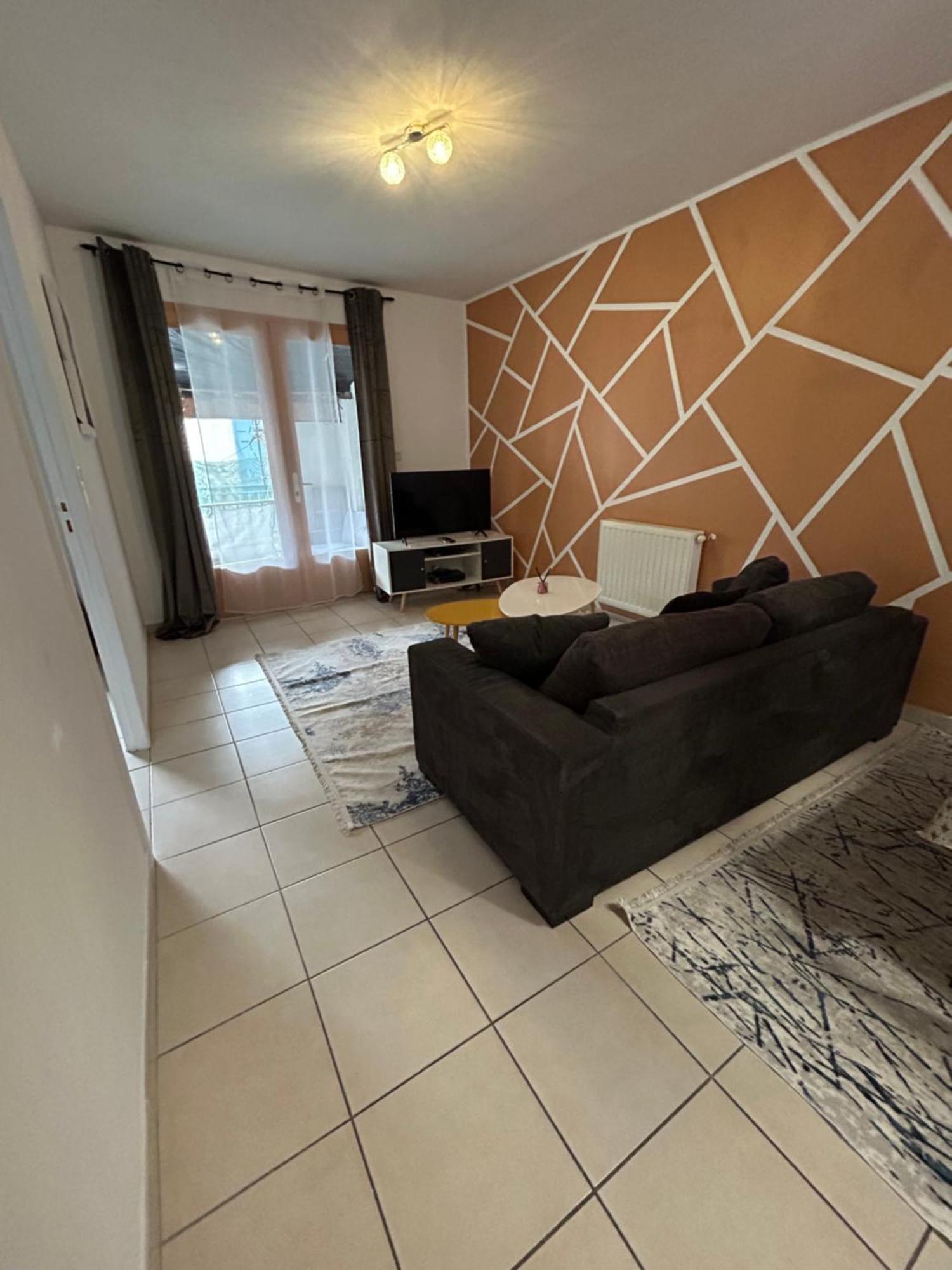 Charmant Appartement 2 Ch Nyons-Centre Ville Dış mekan fotoğraf